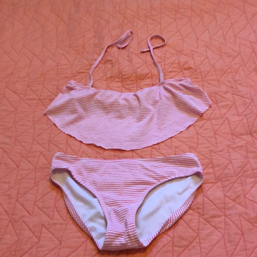 TARGET DOES NOT SELL ANYMORE two piece swimsuit 🌸